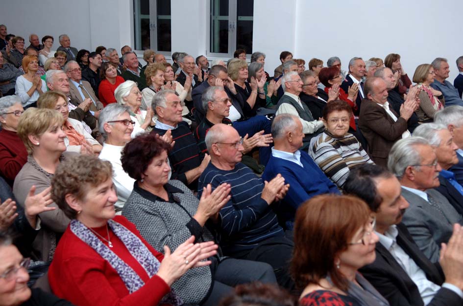 Koncert posve�en Vladi Baueru