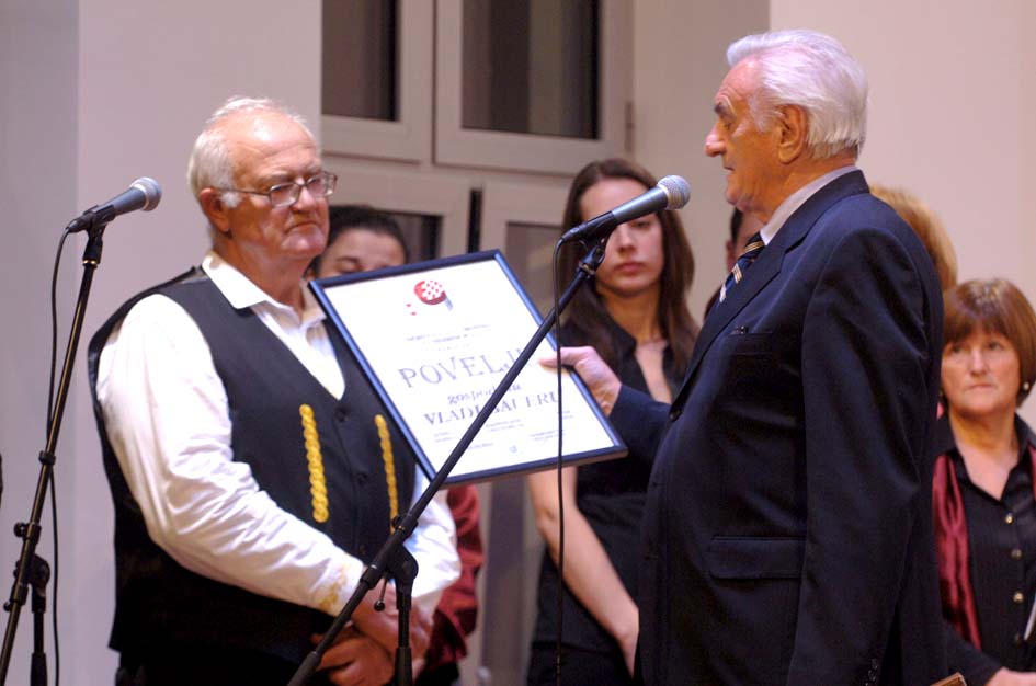 Koncert posve�en Vladi Baueru