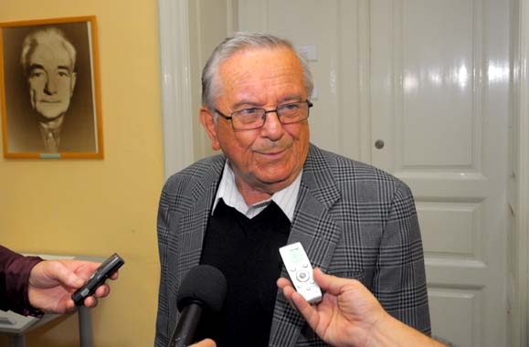 Predstavljanje knjige Jure Karaka�a