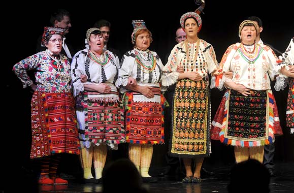 KUD-A �AUGUST �ENOA� IZ PE�UHA U PO�EGI