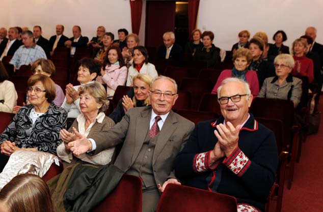 Susret pjeva�kih zborova u Po�egi