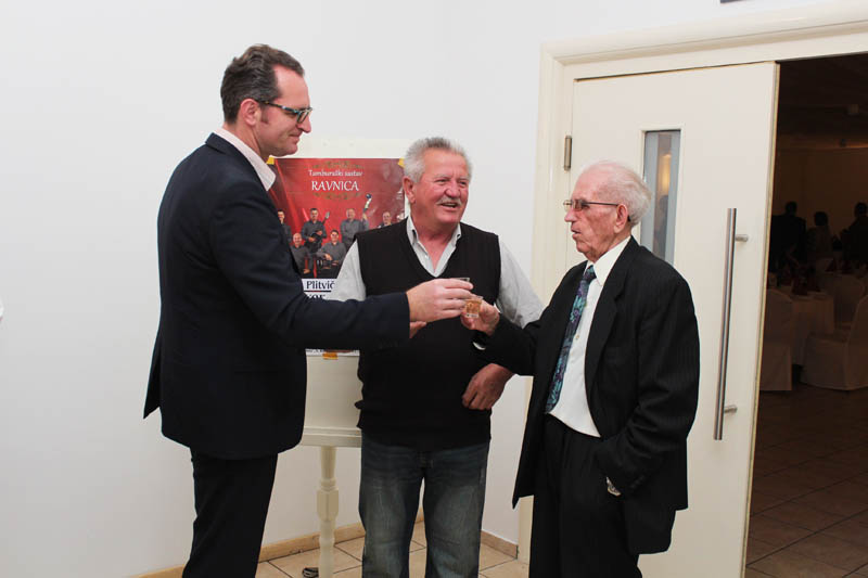  Li�ka ve�er u Po�egi