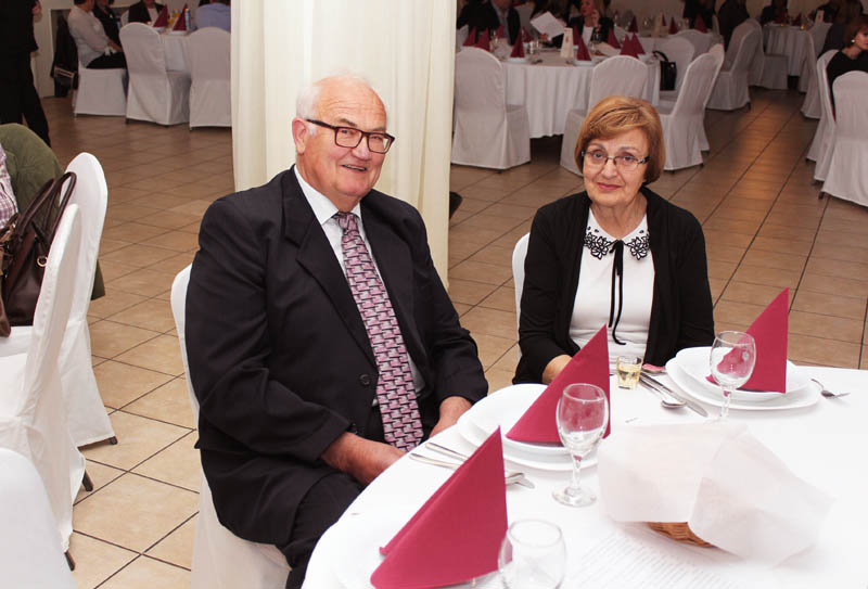  Li�ka ve�er u Po�egi