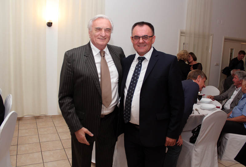  Li�ka ve�er u Po�egi