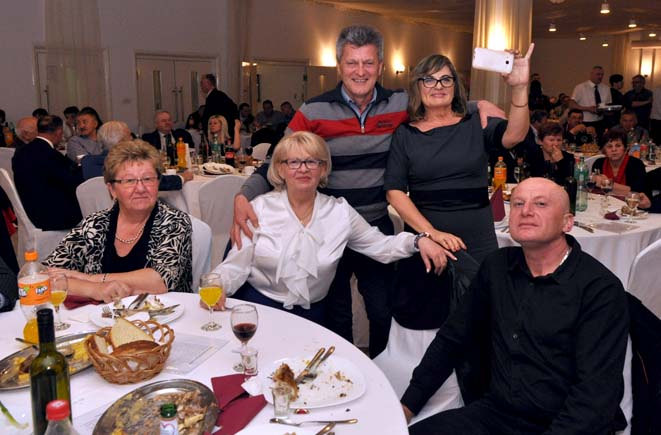 Li�ka ve�er u Po�egi